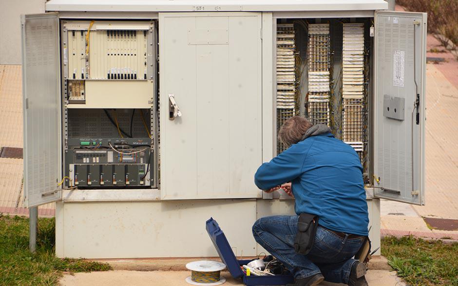 dépannage électricien Magny-les-Hameaux